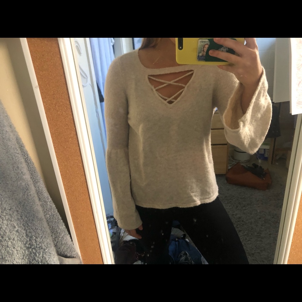 American Eagle Sweater